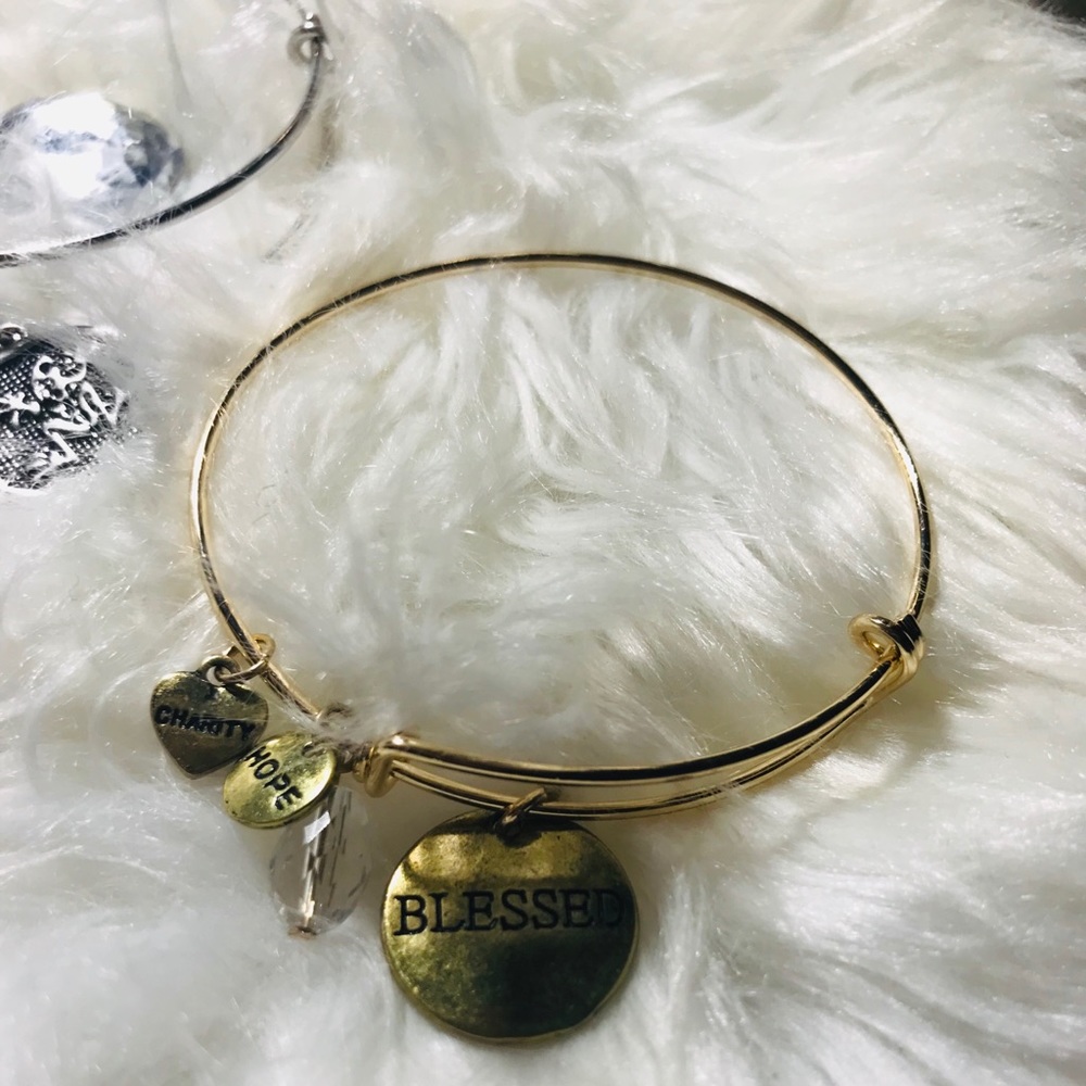 ❤️Silver/gold charm bracelets ❤️